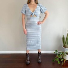 Nwt urban outfitters puff sleeve blue striped midi dress! Sz Medium