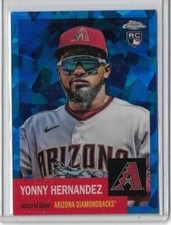 2022 TOPPS CHROME YONNY HERNANDEZ BLUE ATOMIC ROOKIE CARD #303 ~ 001/100 UNIQUE
