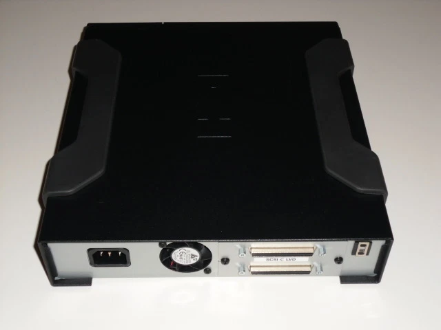 DELL U306F LTO3 HH LVD SCSI External Tape Drive 45E3731 LTO4-EH1 - Image 2 of 4