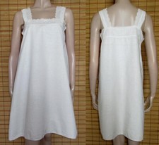 WEISSES NACHTKLEID - UNTERKLEID - SPITZE - LEINEN/COTTON - ANTIK - GR. XS - S