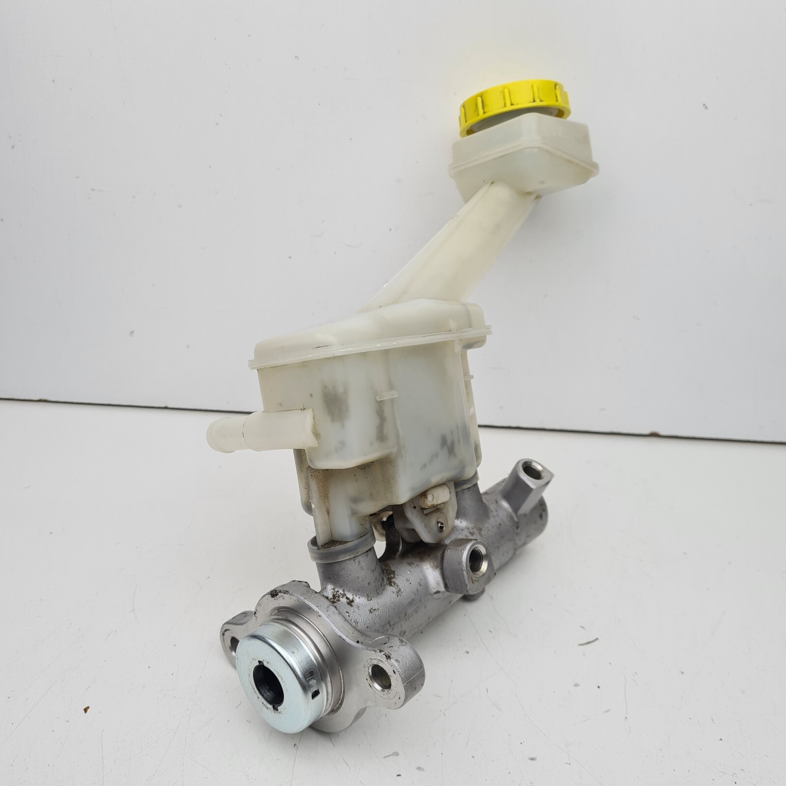 Nissan Xtrail Brake Master Cylinder Manual T30 10/0109/07 eBay