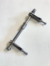 Axe roue arrière Suzuki 125