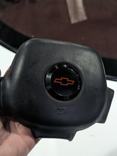 1990-1994 CHEVROLET LUMINA Z34 STEERING WHEEL HORN BUTTON PAD OEM BLACK - Picture 3 of 6