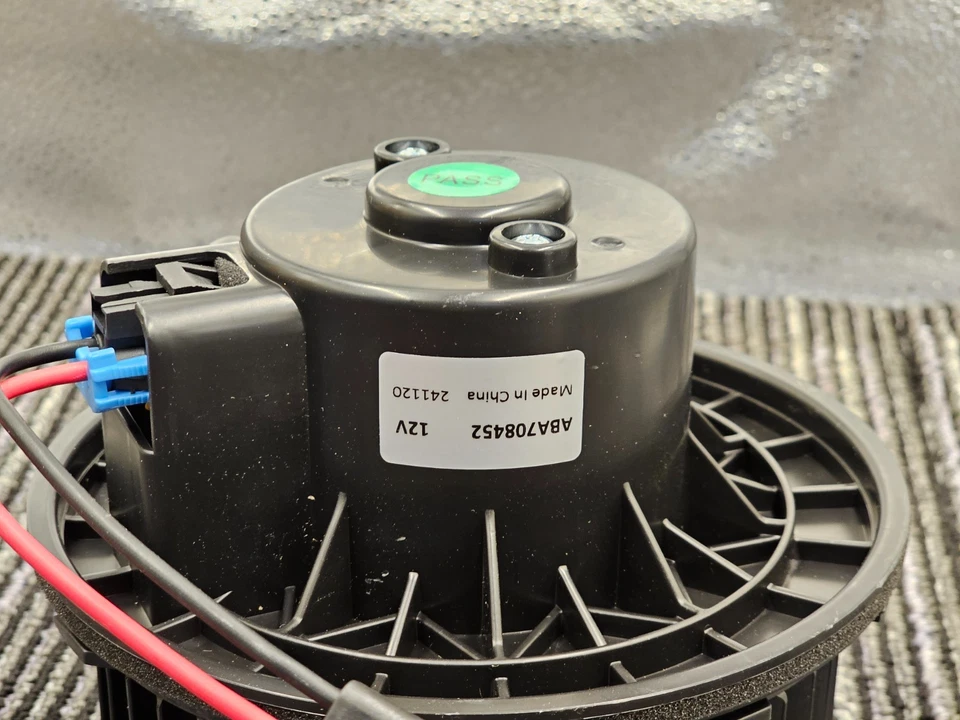 Двигатель вентилятора для 2007 Chevrolet Silverado 1500 ОВК 35143 - Изображение 4 из 4