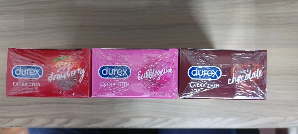 Durex Extra Thin Condoms, 12s, Pack of 3 (Bubblegum + Chocolate + Strawberry - Image 3 of 4