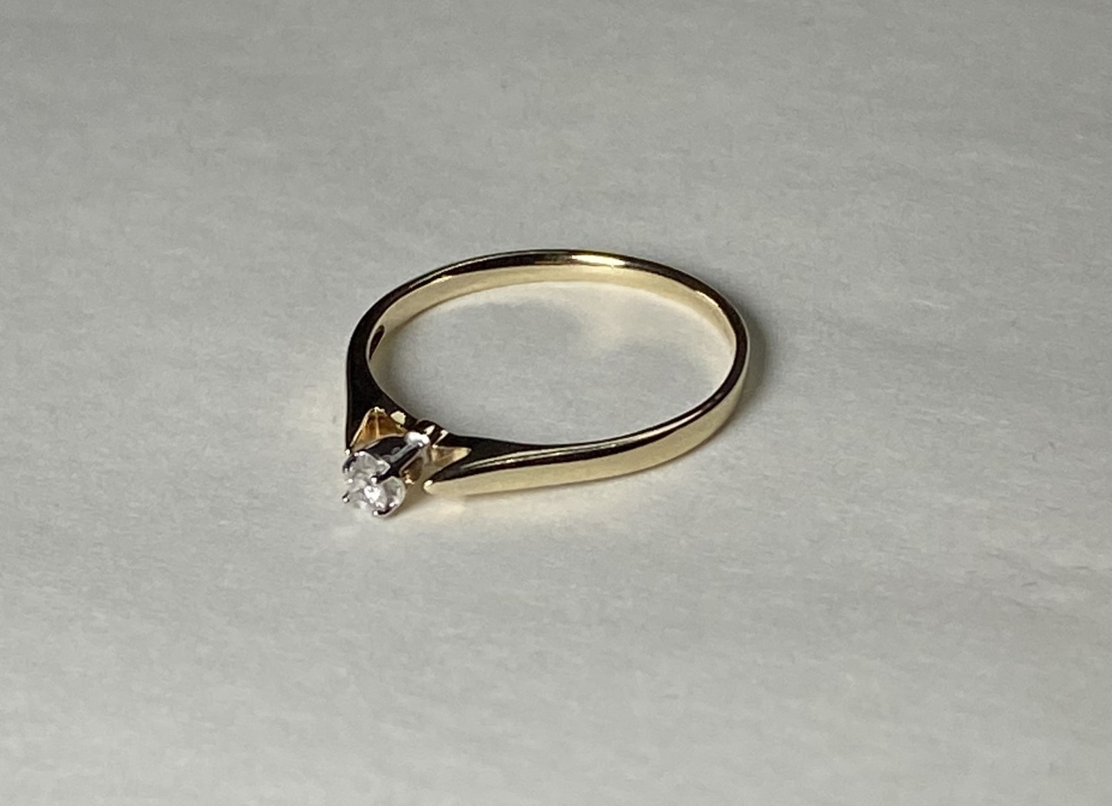 Size 7 💘 Solid 10K Yellow Gold SOLITAIRE Cathedr… - image 7