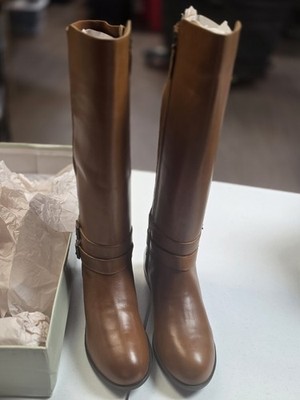 Array Women's Knee High Leather Riding Boots  Side Zip Size 9