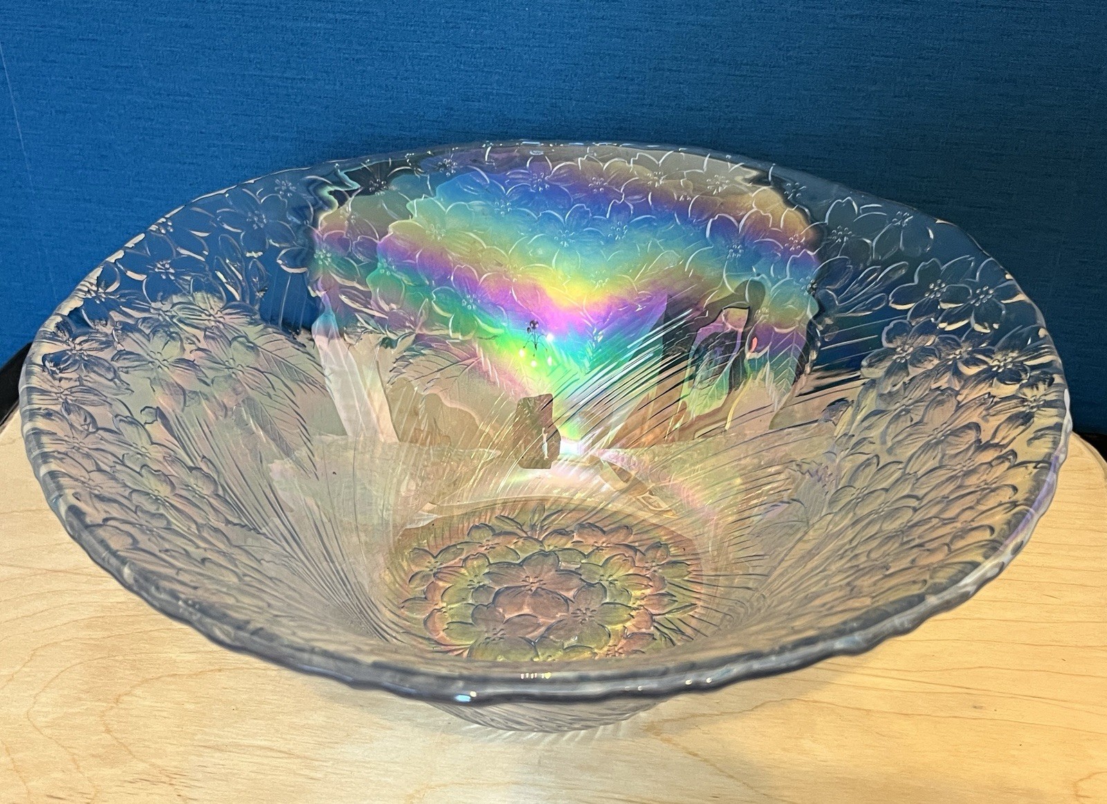 Large Iridescent Glass Bowl Floral Textured Decorative Centrepiece 35cm image 7