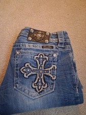 Miss Me capri Blue Medium Wash Embroidered Rhinestone Denim Women