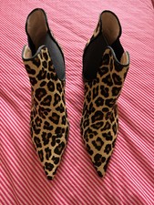 Zara Leopard Print Pointed Toe Boots Size 5