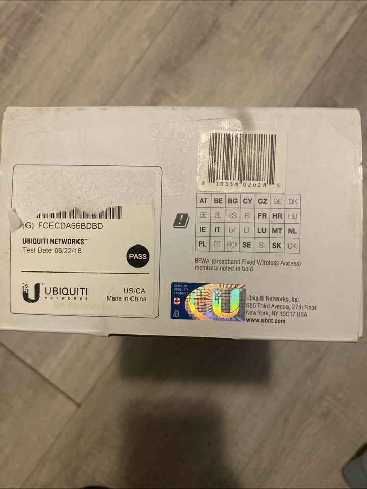 Ubiquiti Air Max Base Station Sector Antenna AM-5G-16 with RocketM5 R5AC-Lite - Image 2 of 4