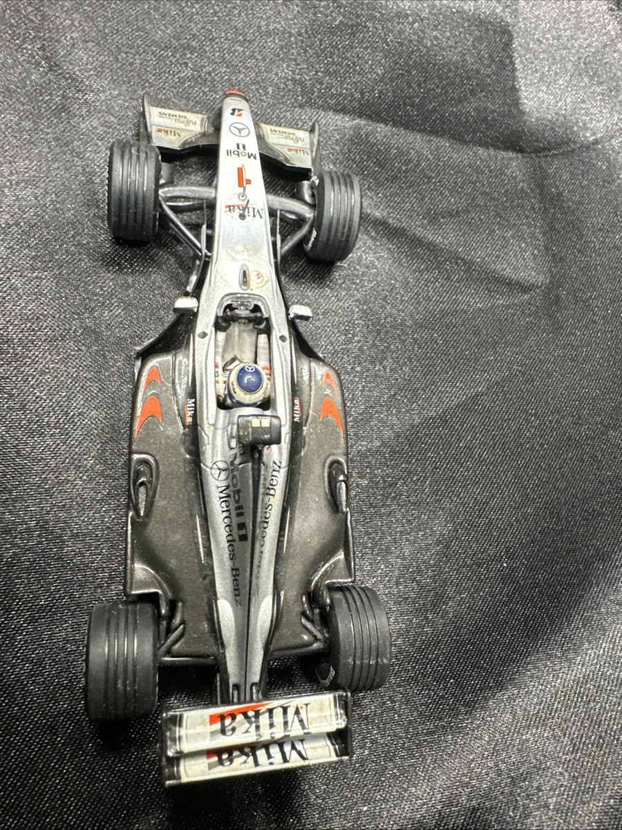Minichamps 1:43 McLaren Mercedes MP4/15 2000 F1 #1 Mika Hakkinen