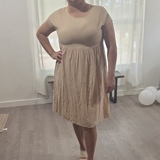 Beige L A-Line Knee Length Dress Short Sleeve Solid Round Neck Pullover