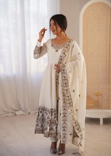 Beautiul Paksiatni Party Wear Anarkali Suit Indian Bollywood Designer Gown Dress