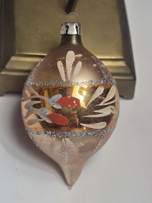 Vintage Poland Peach Pink Deep Indent Floral Teardrop Christmas Ornament Glitter