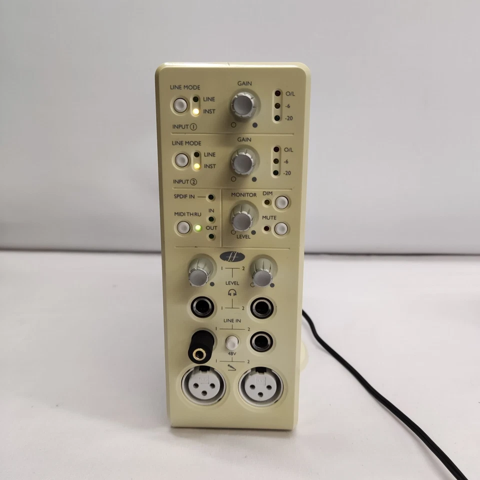 FOCUSRITE SAFFIRE PROFESSIONAL MOBILE FIREWIRE AUDIO INTERFACE 24BIT 192KHZ - Image 3 of 4