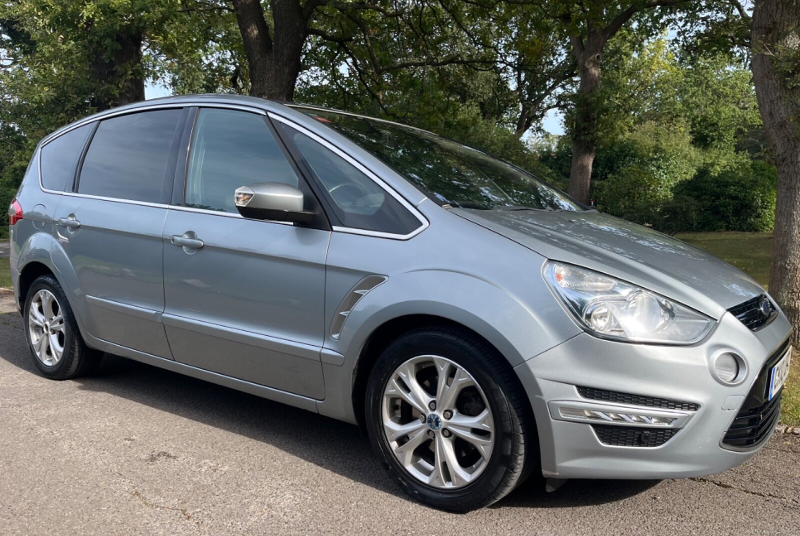 2010 Ford SMAX 2.0 TDCi Titanium Powershift Euro 5 5dr MPV Diesel