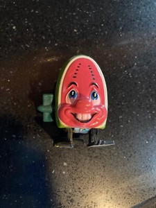 Marxie Munchie Mellon walker Wind Up Tin Toy Vintage 1967 by Marx