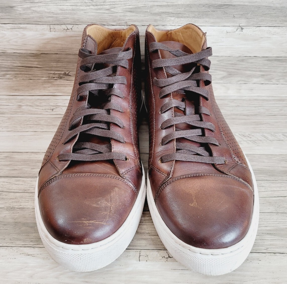 Magnanni Men's Mid Top Leather Sneaker 