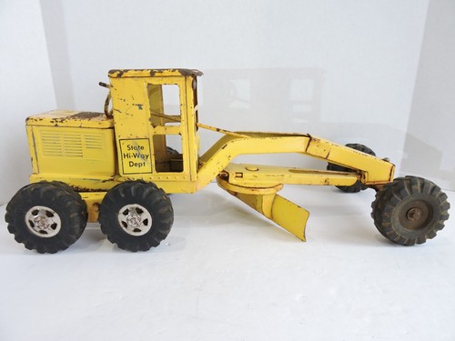 1961 VINTAGE Tonka Road Grader No. 12 Hi-Way Dept for PARTS OR RESTORATION - Picture 5 of 14
