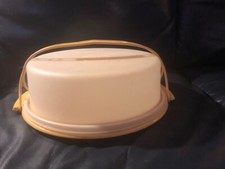 Vtg Tupperware 719 Cake/Pie Carrier/Taker Harvest Gold Plate  HANDLE
