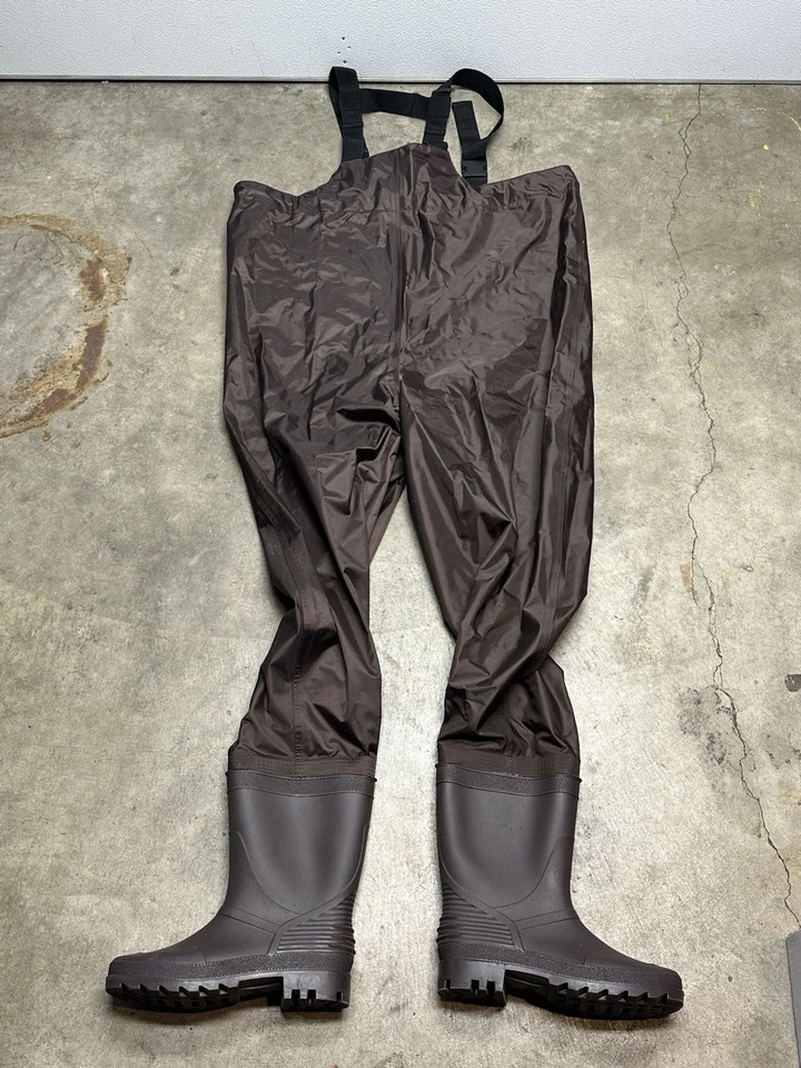 Frogg Toggs Men's Rana II PVC Bootfoot Chest Wader Size 9 - Image 2 of 4