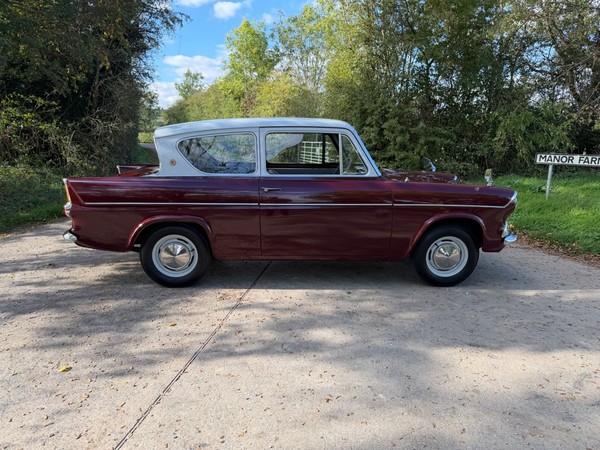 eBay - Ford Anglia 105E 1960 Deluxe