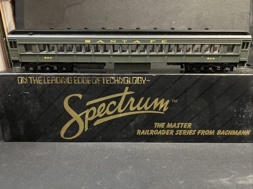 Autobús Bachmann SPECTRUM 89143 HO Santa Fe #834 | Zustand: Used