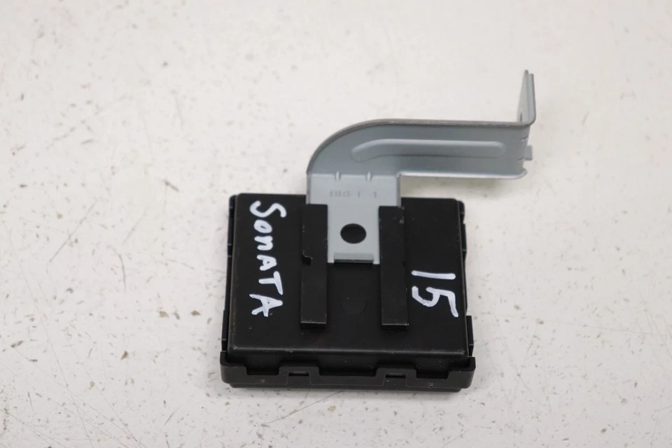 Módulo de monitoreo de presión de neumáticos Hyundai Sonata P105128 2015-2017 95800-C2000 OEM Foto 2 de 4