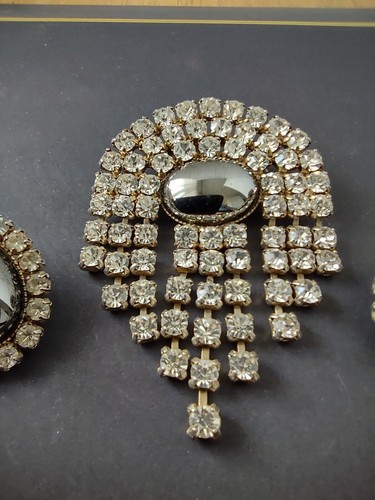 Vintage Rhinestone And Hematite Brooch And Clip On Earrings Statement Jewellery - Picture 2 of 12