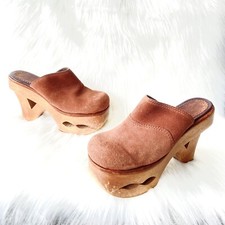 Vintage 1970  s Wood Suede Platform Clogs Heels Bohemian Hippie RARE Disco 7.5