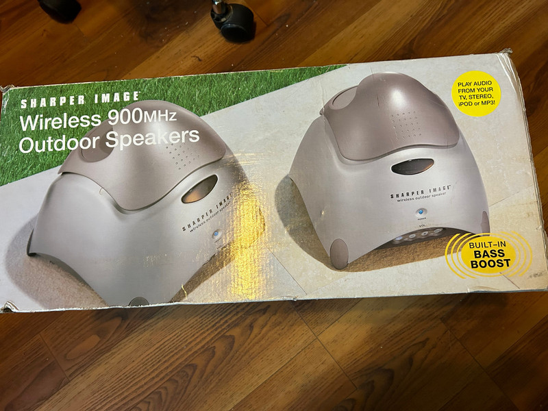 Sharper Image Wireless 900MHz Outdoor Speakers
