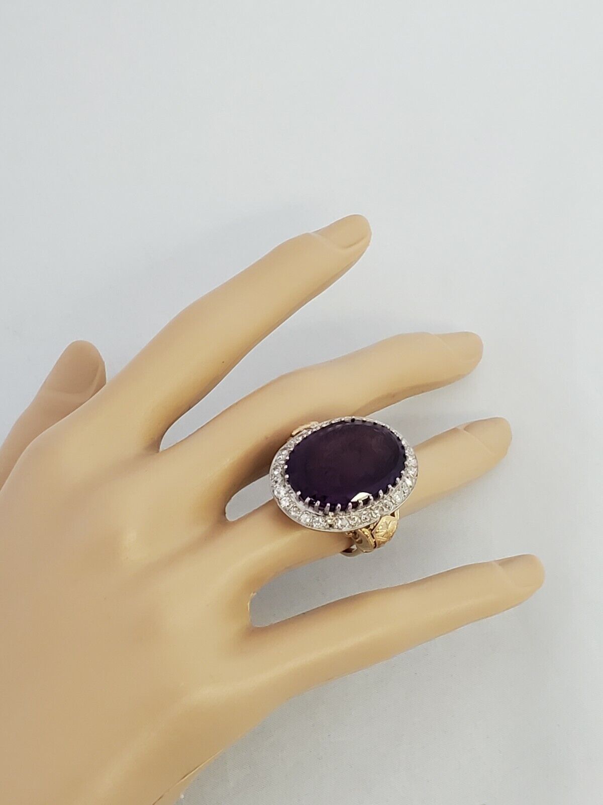 Vintage Amethyst Carved Cameo and Diamond Ring14k… - image 8