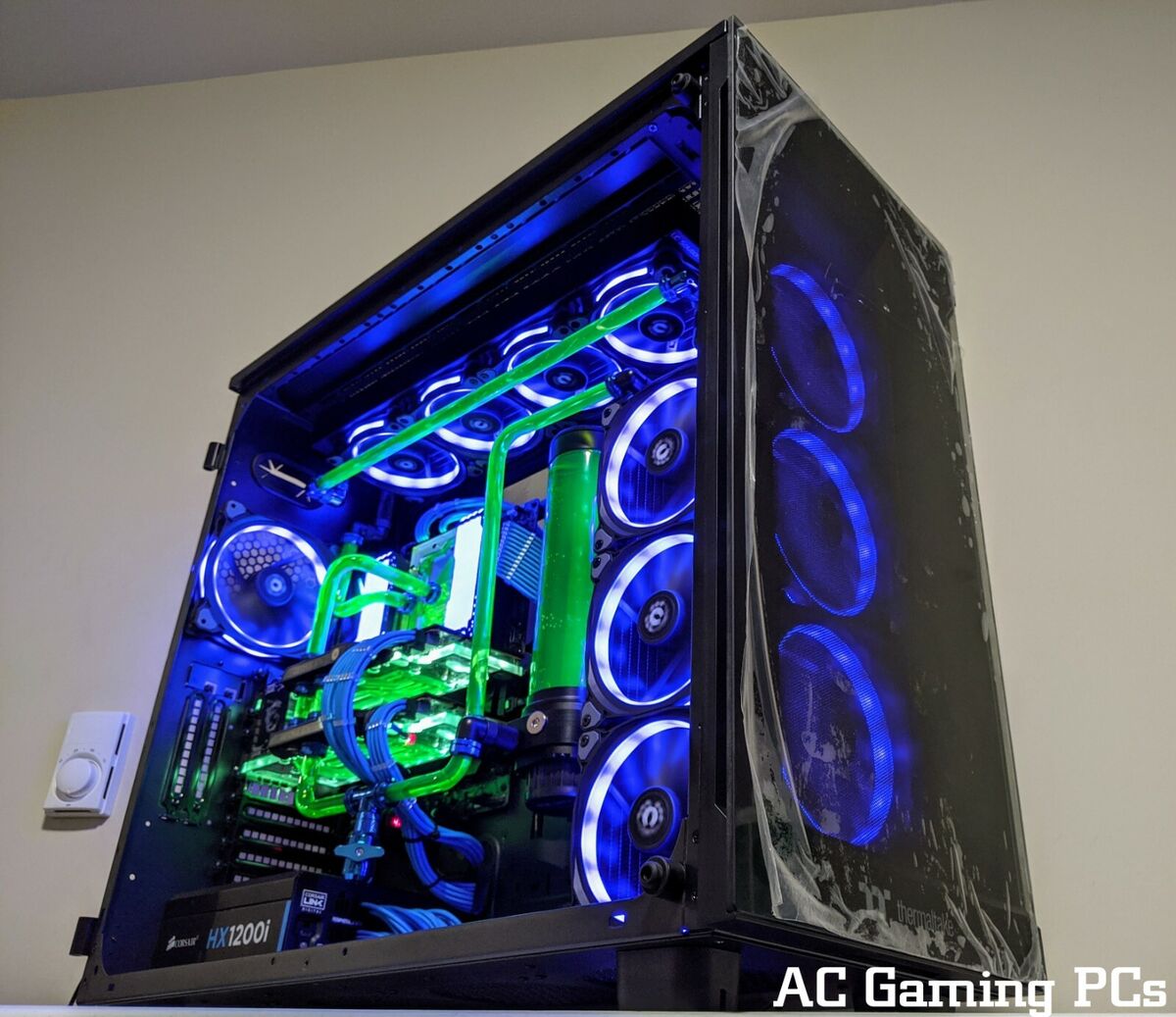 EXTREME Custom Liquid Cooled Computer - i9 9900k 8-Core - 32GB 