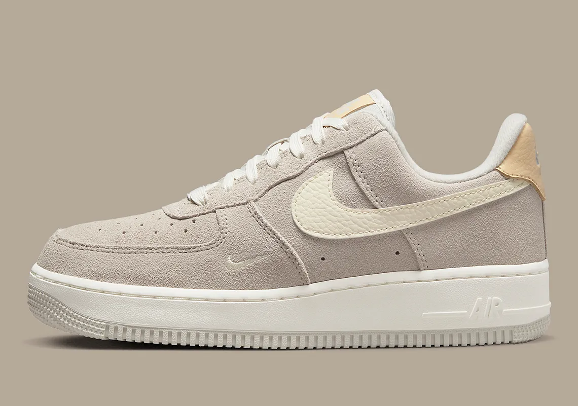 Egypt Air Force White Suede Nike Air Force Low ® Women UK EUR