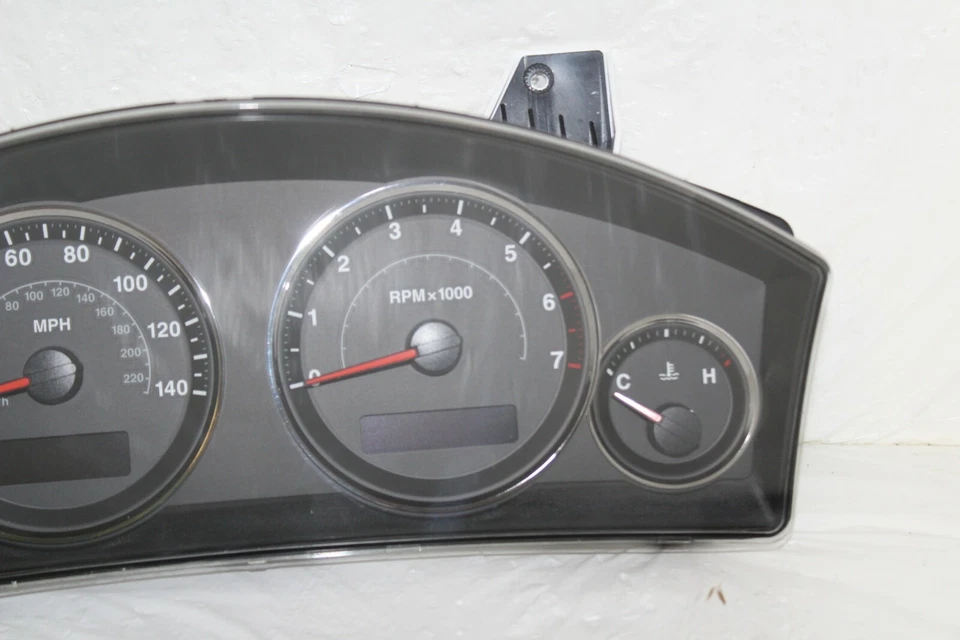 Cuadro de instrumentos velocímetro medidor de panel 06 Grand Cherokee 150.985 millas Foto 3 de 4