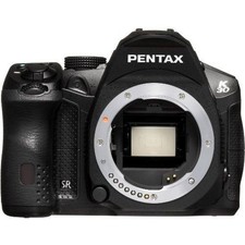 Used, excellent condition, PENTAX K-30 body, black.