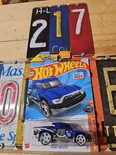 Hot Wheels Terra-Tracktyl