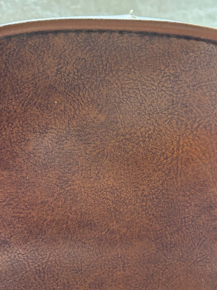 1960’s Kidney Bean Shaped Vinyl Foot Stool VINTAGE very cool piece of history - Image 4 of 4