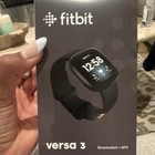 Fitbit Versa 3 GPS Smartwatch Black 40mm Aluminum Case Silicone Band 4GB — photo 3