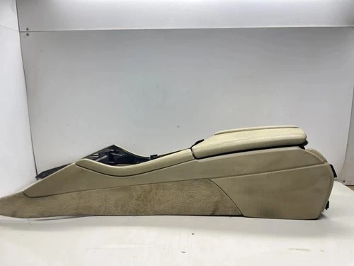 Glove box component