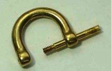 D-Ring, mit Schraube , massiv Messing ca. 20x15x5