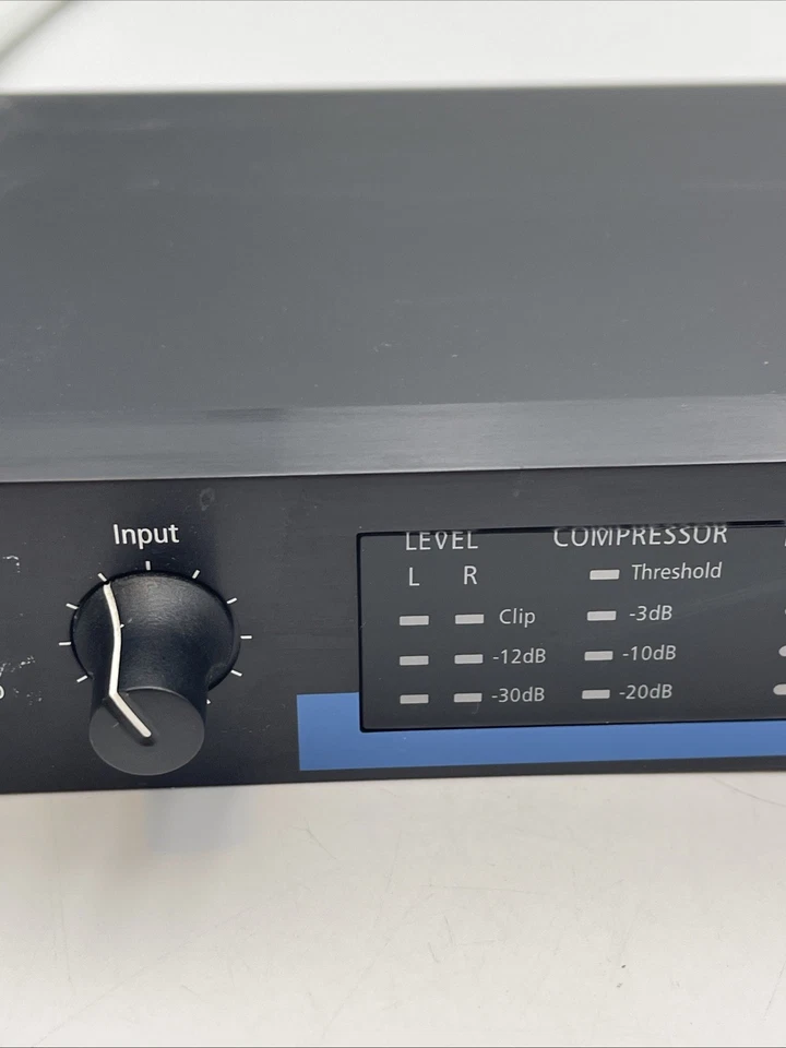 Lexicon MPX-200 24-Bit Dual Channel Effects Processor USED - Image 3 of 4