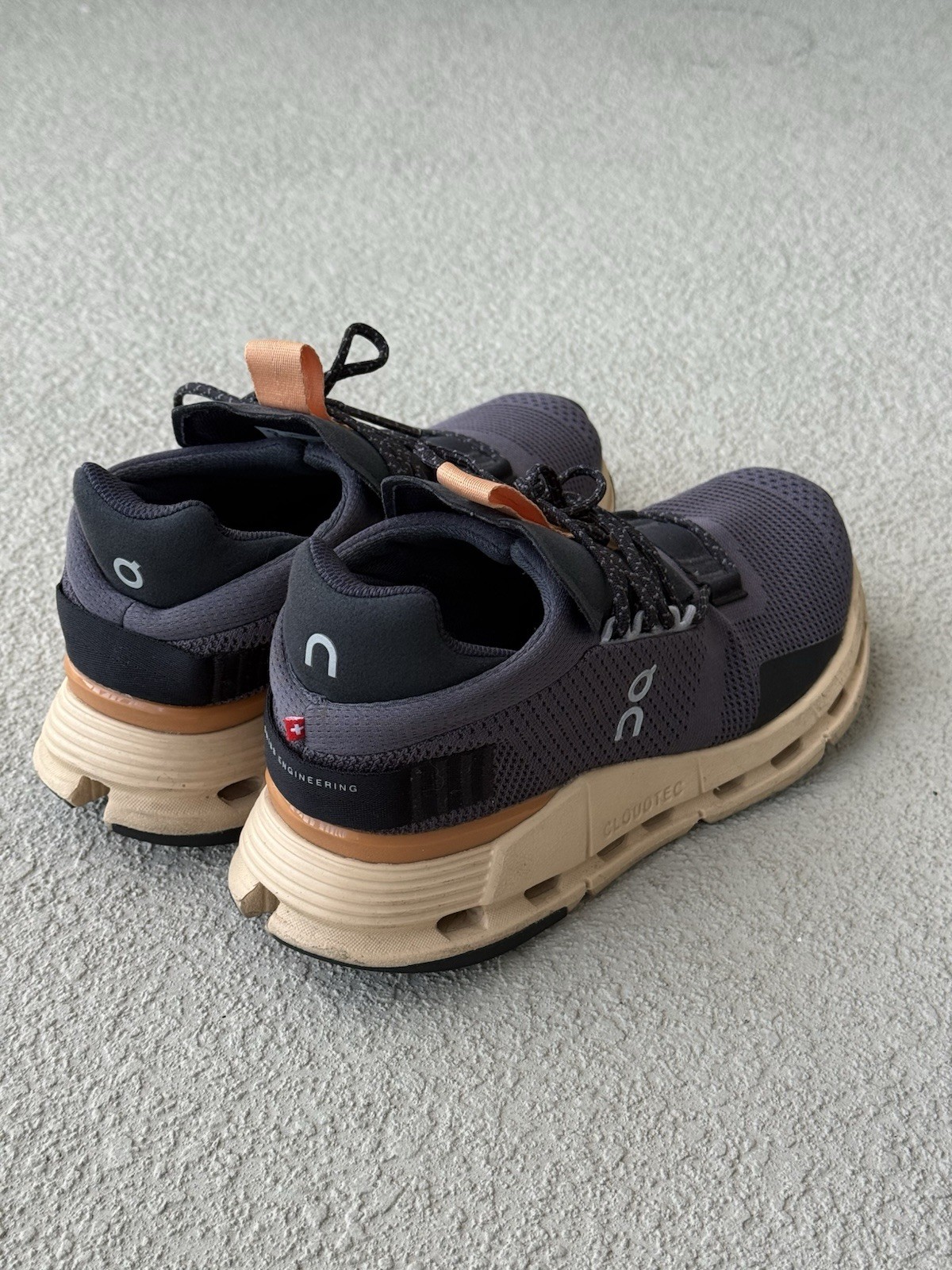 On Cloud CloudNova Eclipse Savannah Gray Running … - image 7