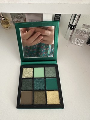 Huda Beauty Emerald Obsessions Lidschatten Palette Neu Originalverpackt Grün Gold Schimmer
