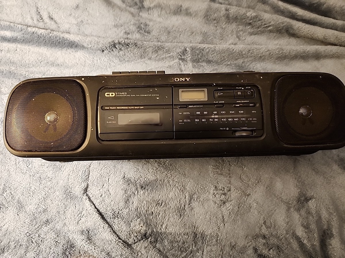 VTG Sony CFD-55 Portable AM/FM Radio CD Cassette Boombox Cassette