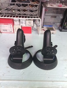 Paire de manettes Joy-Con Nintendo Switch gauche et droite grise