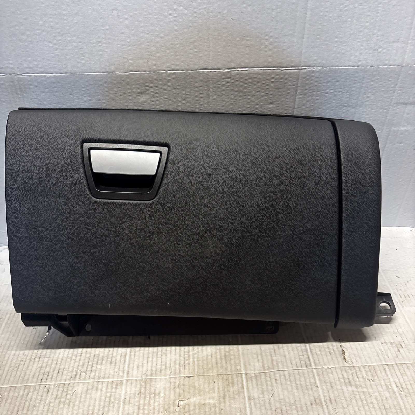 14-22 Maserati Ghibli M157 Dashboard Dash Glove Box Glovebox Black OEM 41k