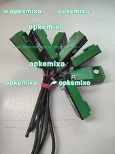 1PC Used SUNX US-N300D Ultrasonic Sensor