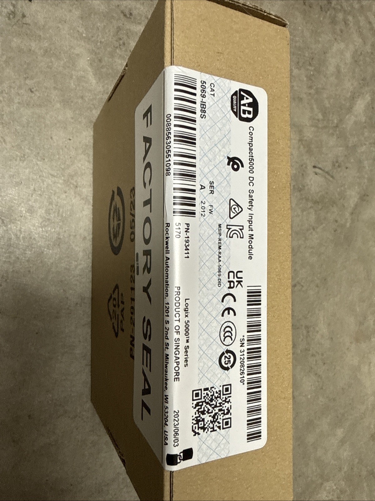 5069-IB8S Compact 5000 8-Channel 24VDC Safety Input Module